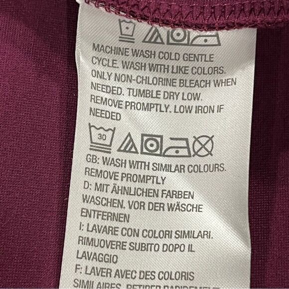 Short sleeve a-line plus size dress - Picture 11 of 13